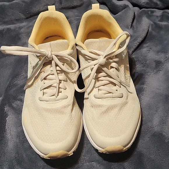 Ryka Sky Walk Tennis Shoes - Picture 2 of 10